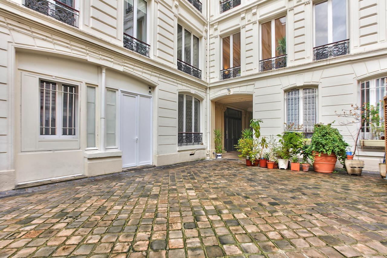 09 Luxury Loft Champs Elysees Apartment Paris Exterior photo